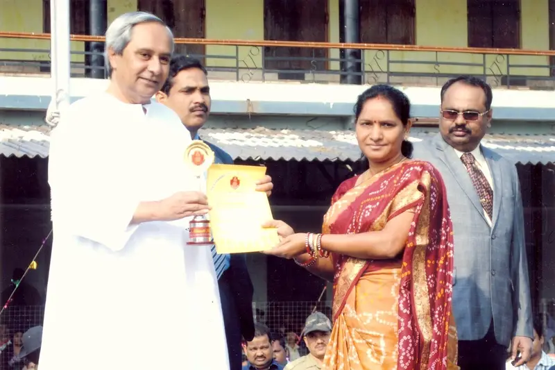 Best Road Safety Activist Award being presented to Mrs. Minati Bindhani, 2009.